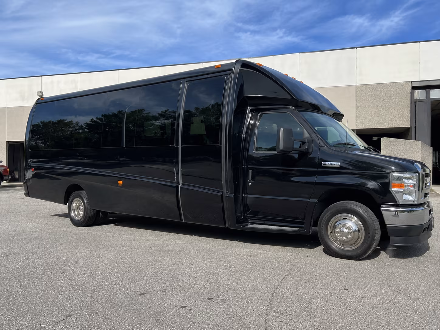 north charleston airport shuttle bus rentals for private groups