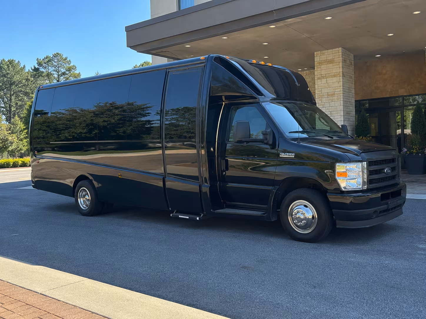 north charleston hospital and campus shuttle bus rentals