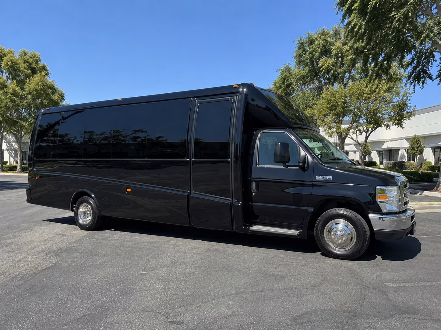 rent a north charleston prom party bus or charter bus today